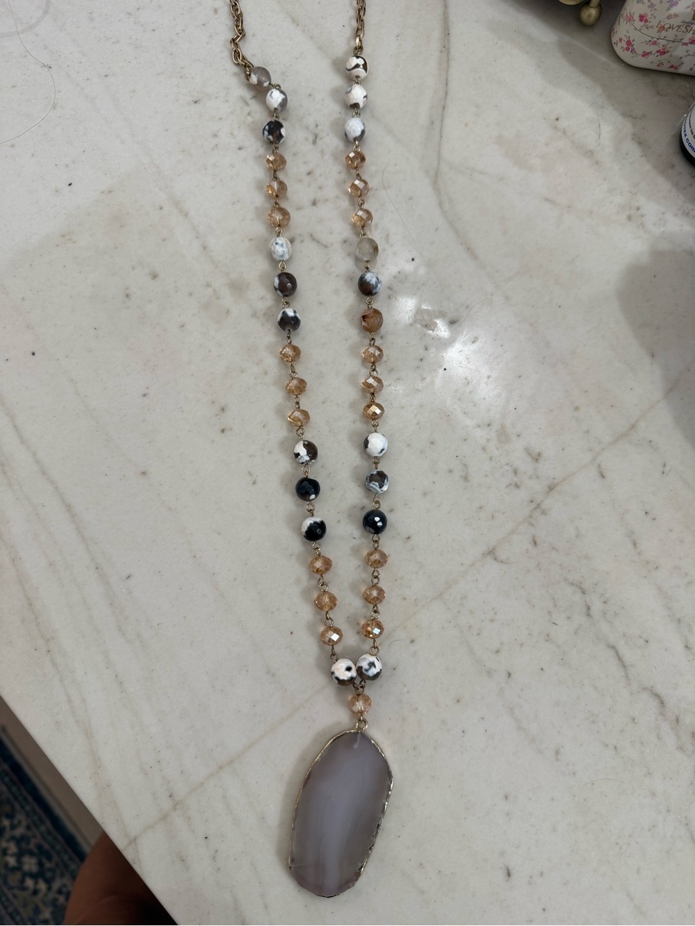 Neutral Agate Pendant Beaded Necklace - Women's Beige & White Layer